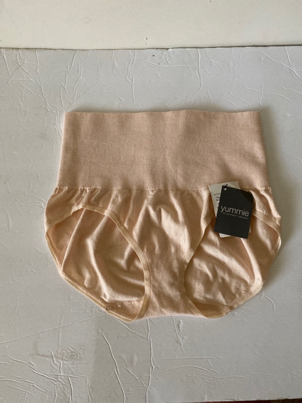 Yummie Shapewear. NWT. L/XL
